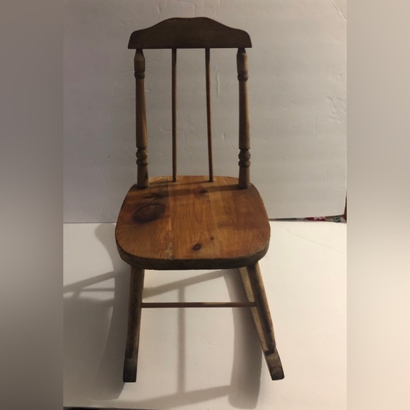 No brand Other - Small Wooden Brown Antique Rocking Chair for Dolls